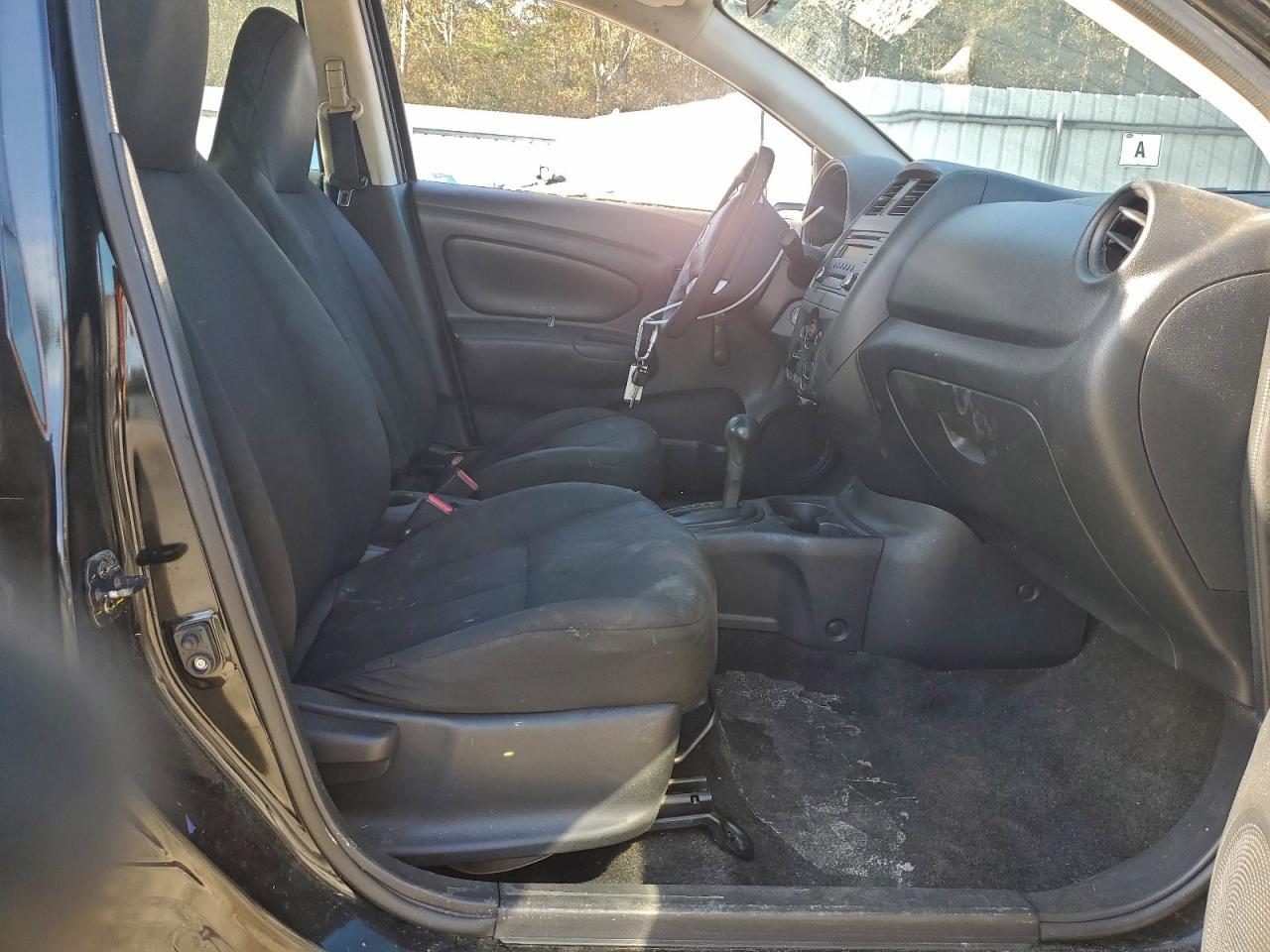 2016 Nissan Versa S - Фото 7