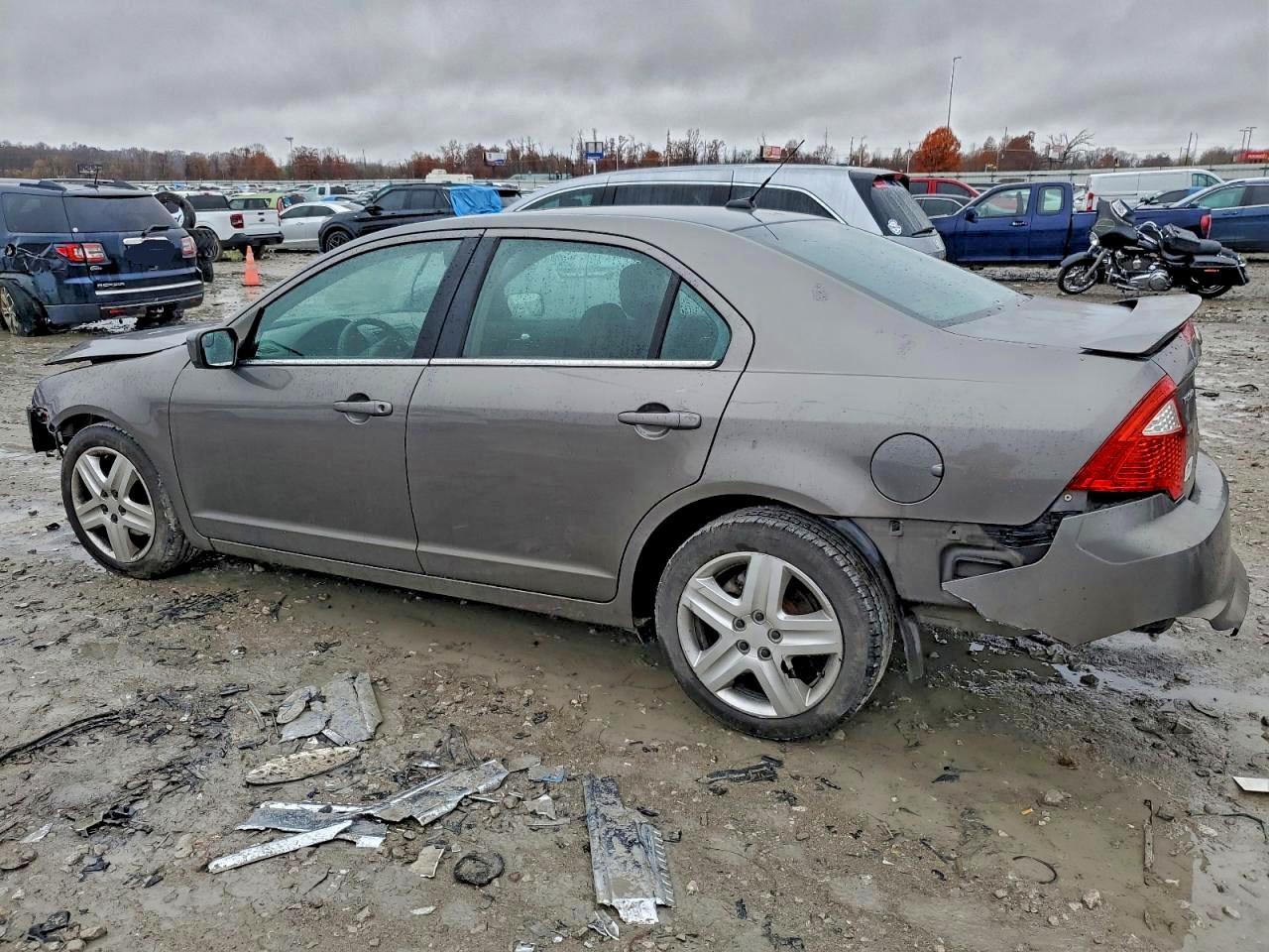 2010 Ford Fusion Se - Фото 2