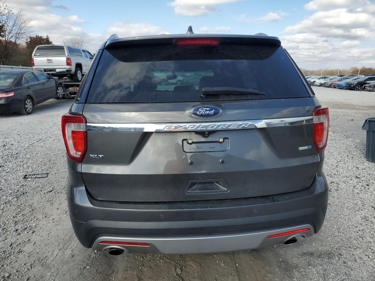 2016 Ford Explorer Xlt - Image 6