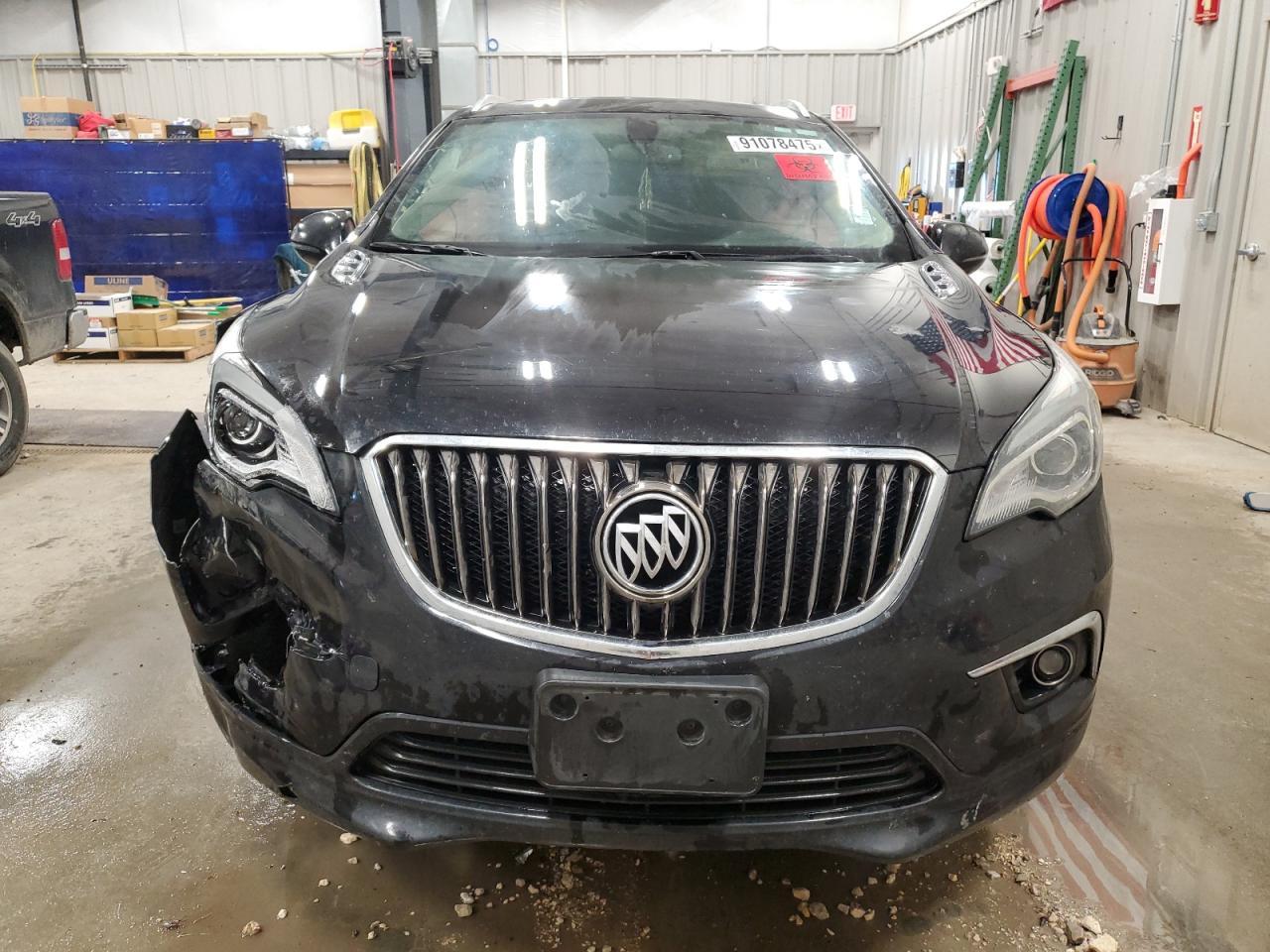 2017 Buick Envision Essence - Фото 5