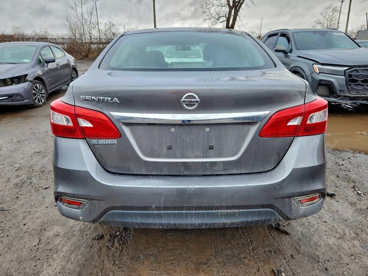 2018 Nissan Sentra S - Фото 6