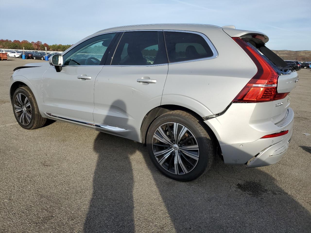 2022 Volvo Xc60 B6 Inscription - Фото 2