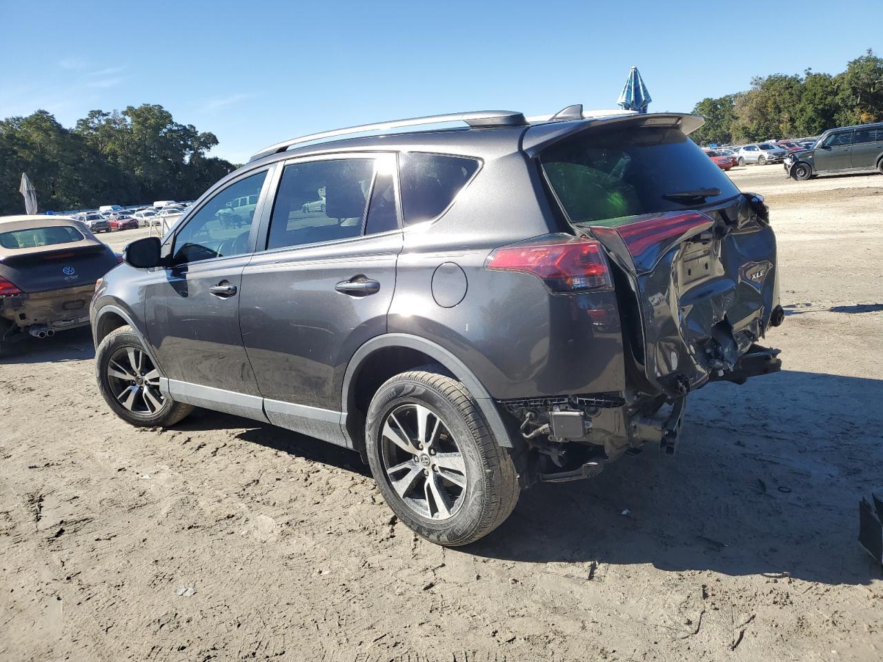2018 Toyota Rav4 Adventure - Фото 2