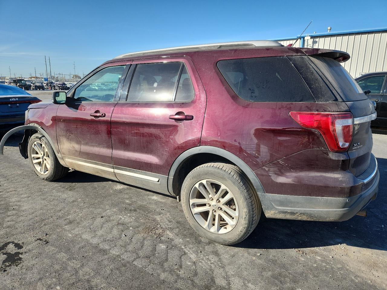 2018 Ford Explorer Xlt - Image 2