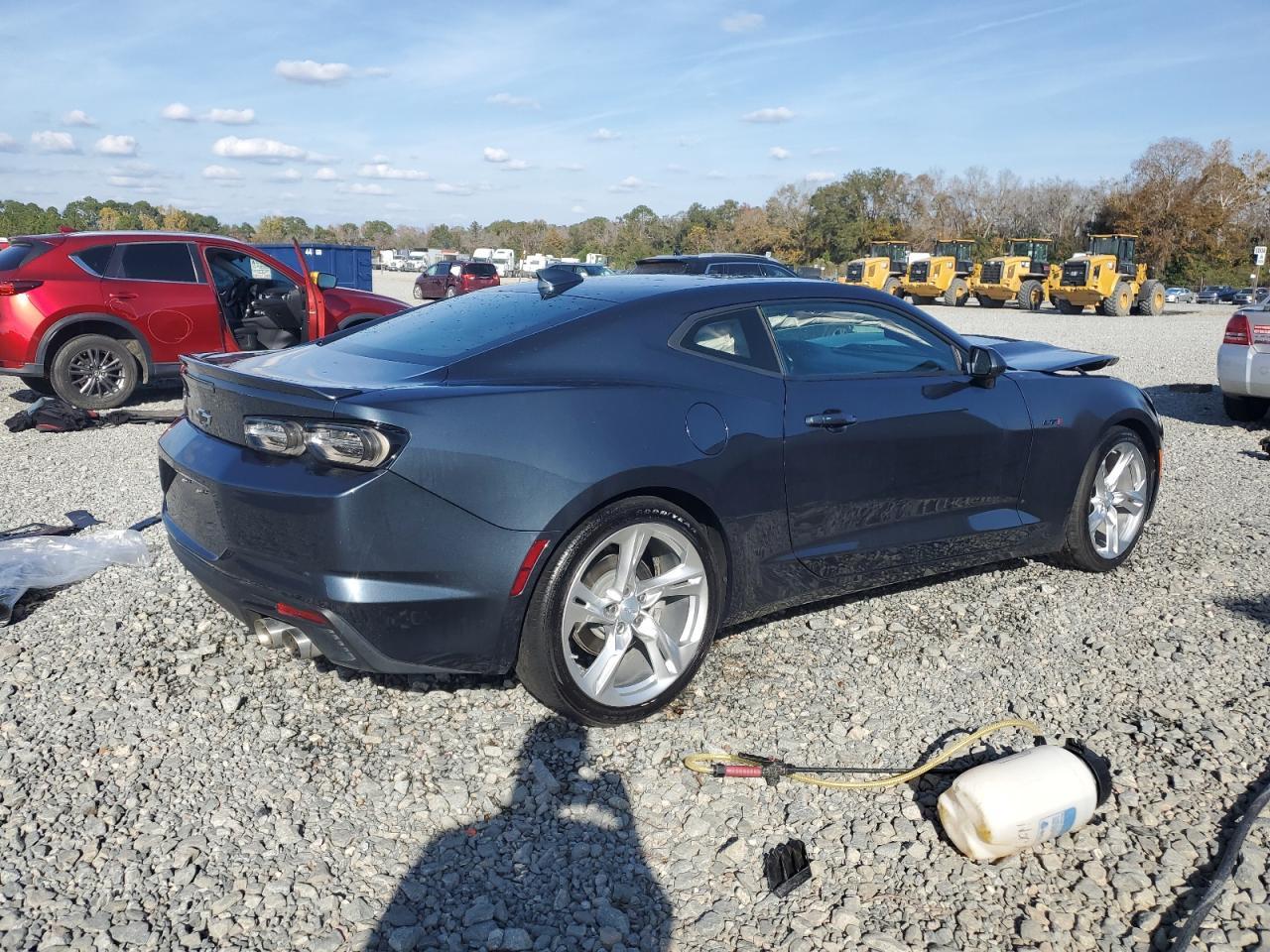 2023 Chevrolet Camaro Lt1 - Фото 3