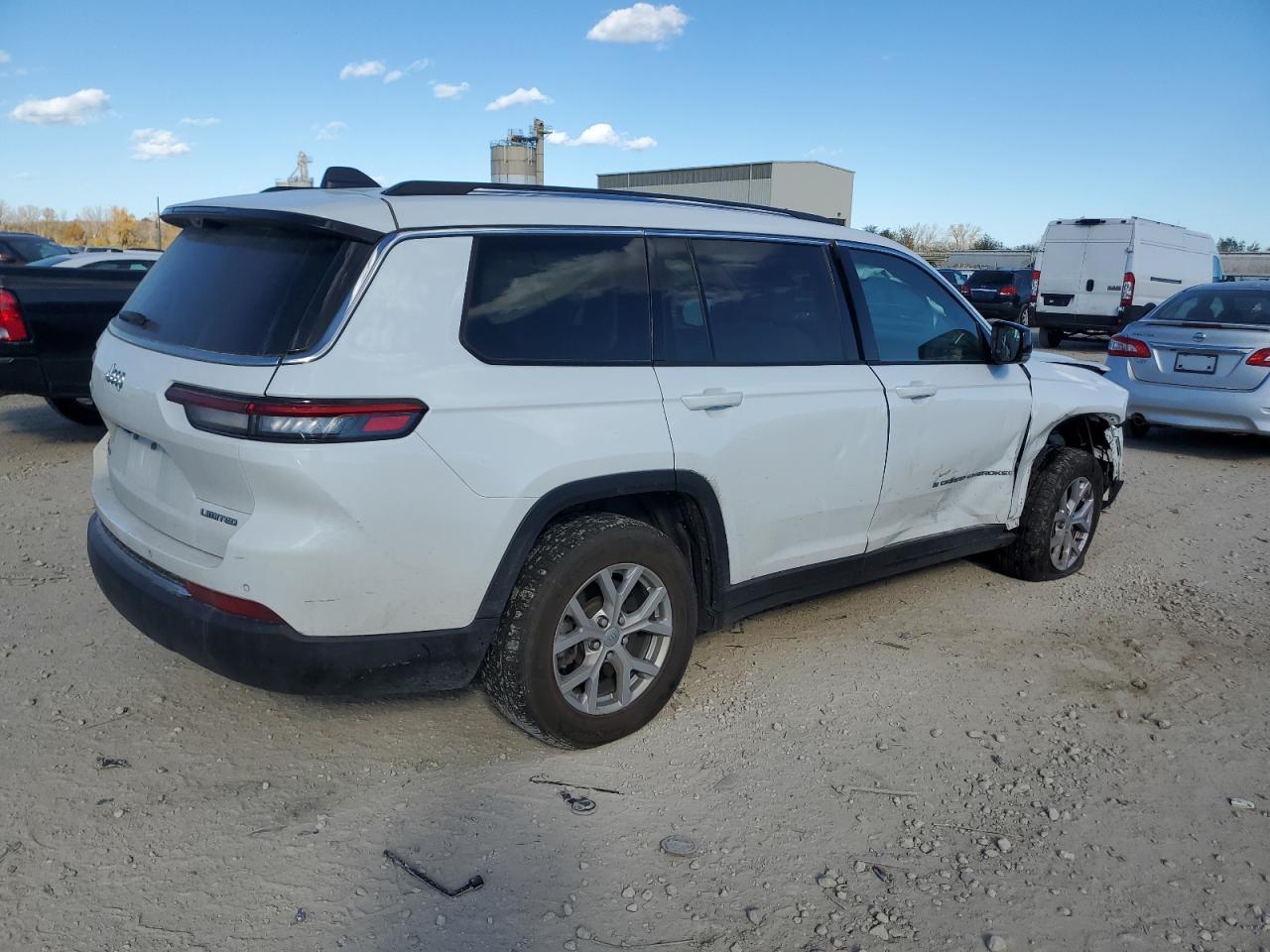 2022 Jeep Grand Cherokee L Limited - Image 3