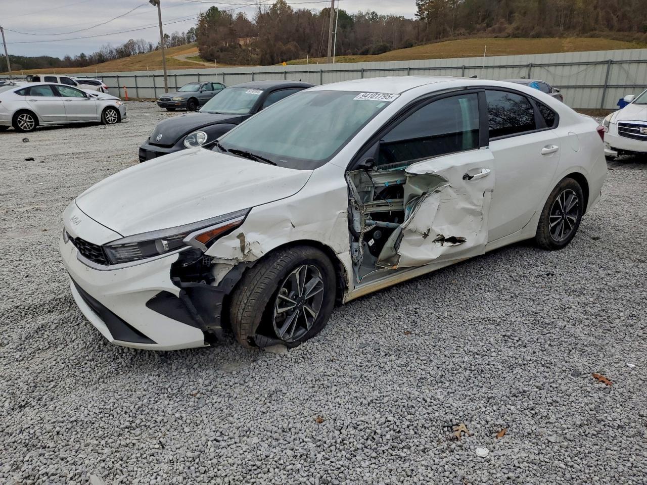 2023 Kia Forte Lx