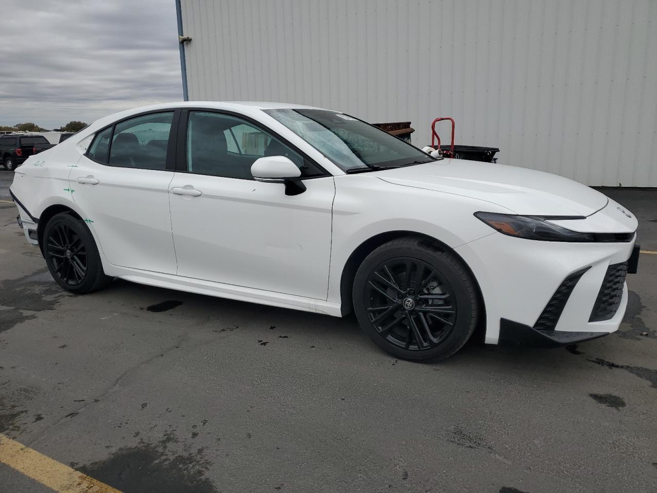 2025 Toyota Camry Xse - Фото 4