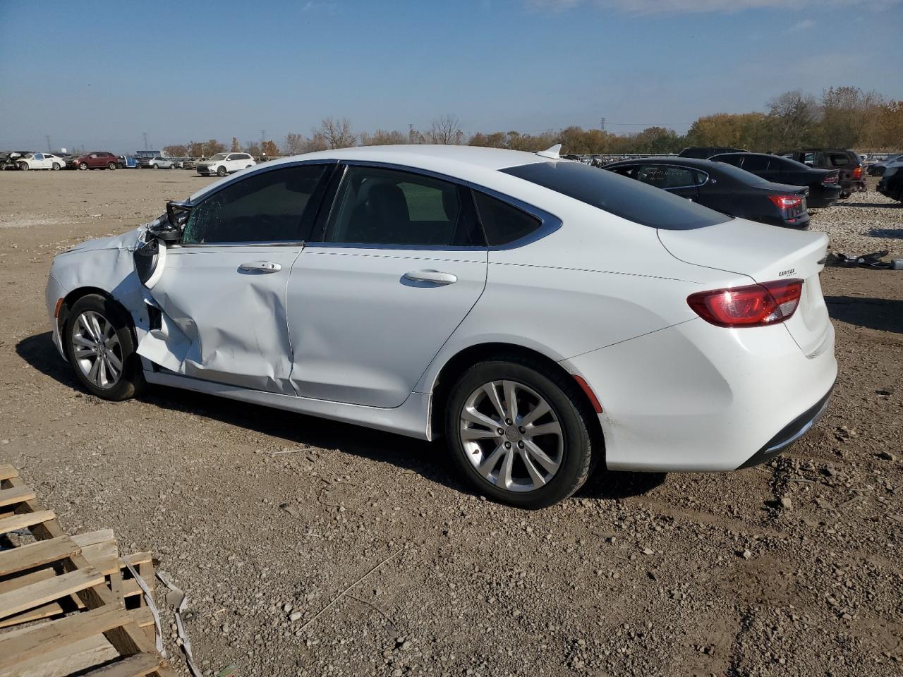 2016 Chrysler 200 Limited - Image 2