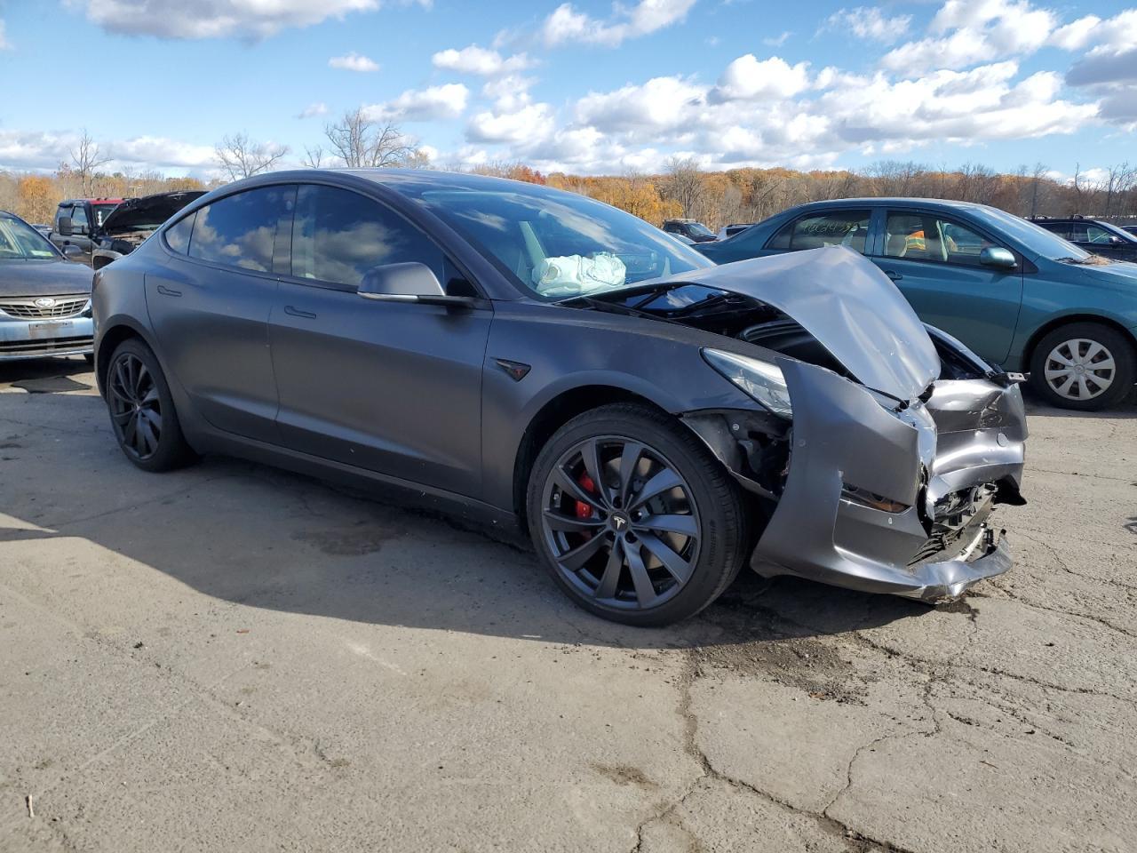 2018 Tesla Model 3 - Фото 4