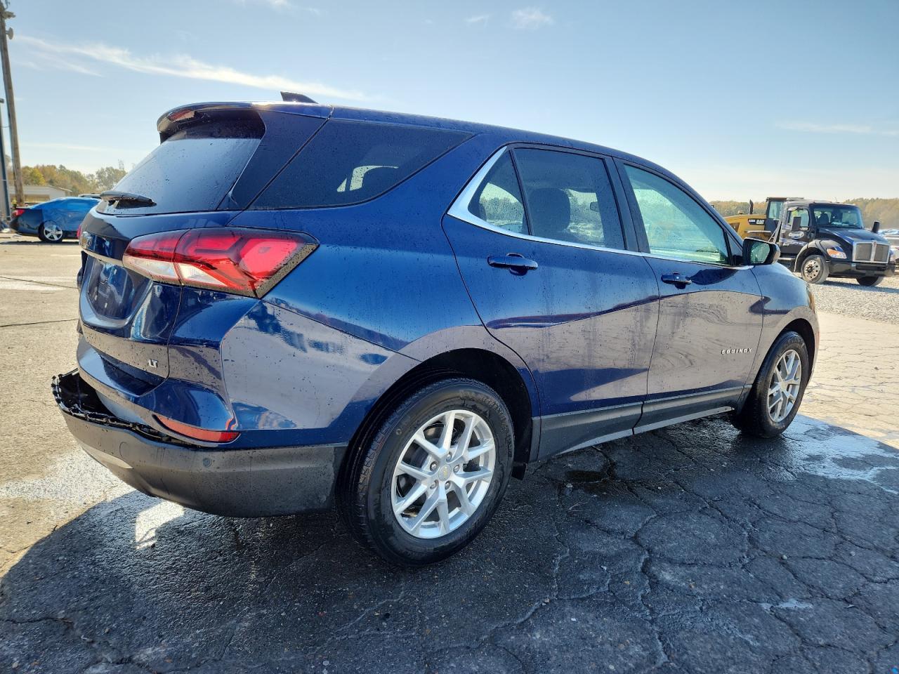 2022 Chevrolet Equinox Lt - Image 3