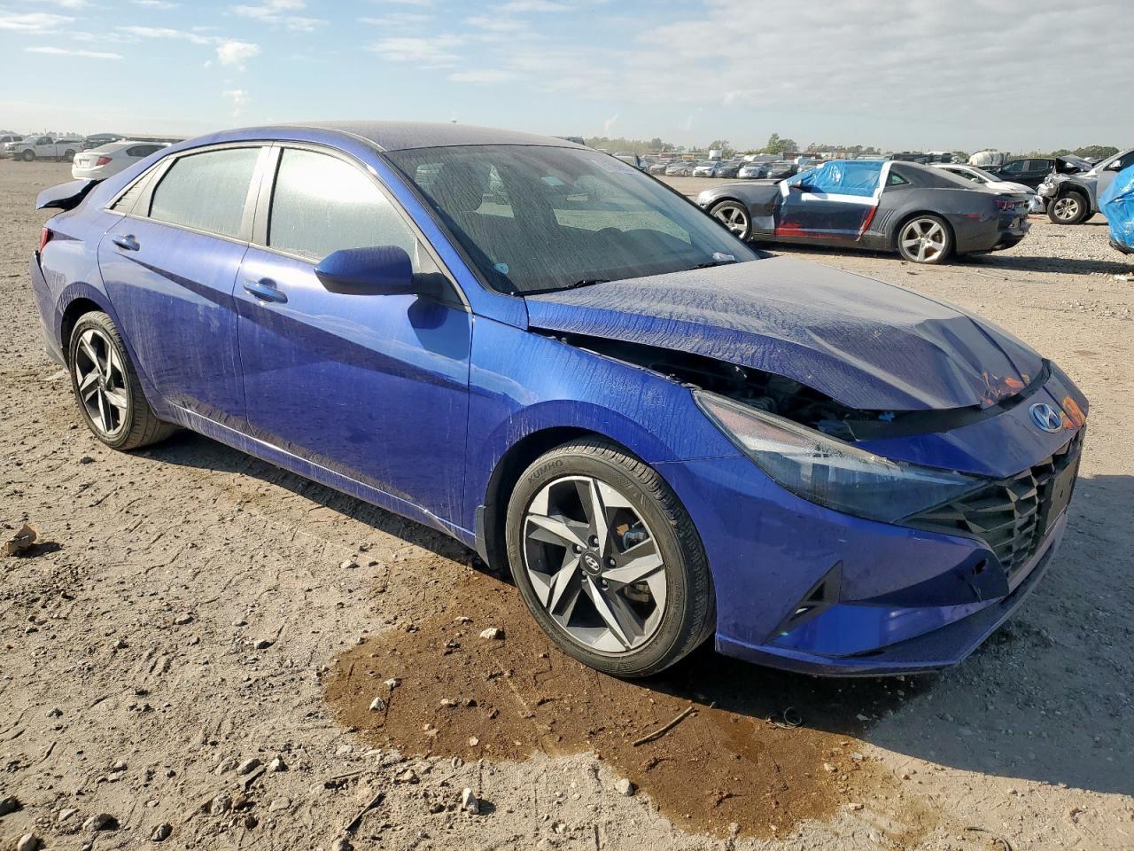 2023 Hyundai Elantra Sel - Фото 4