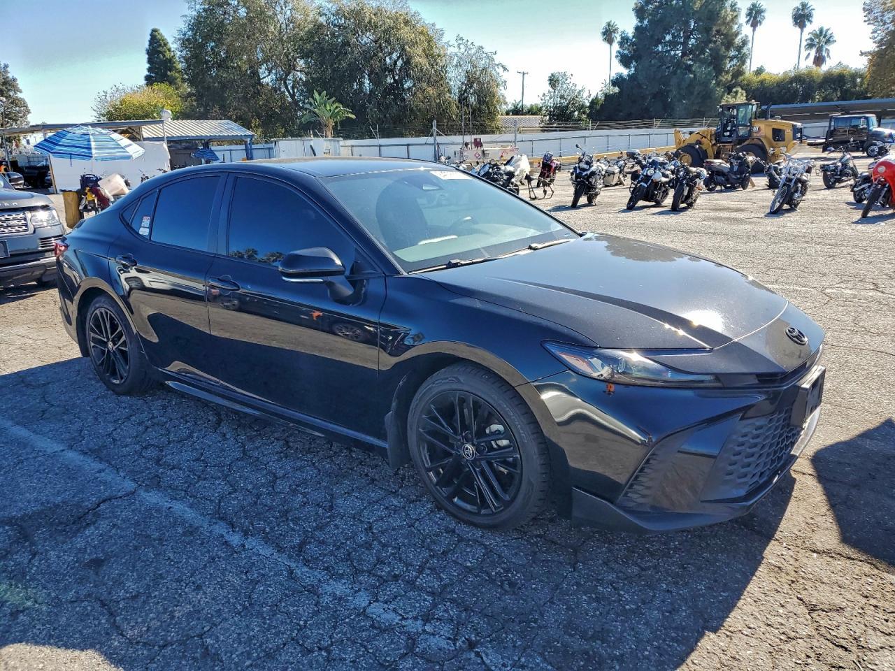 2025 Toyota Camry Xse - Image 4