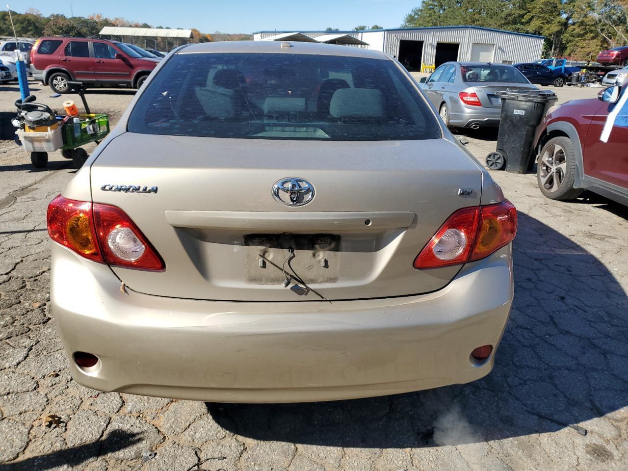 2010 Toyota Corolla - Фото 6