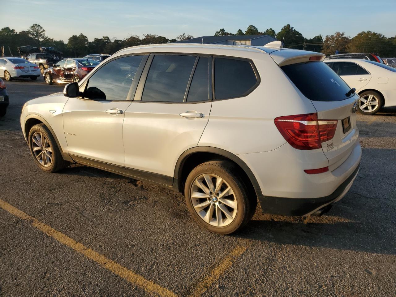 2016 BMW X3 Sdrive28I - Image 2