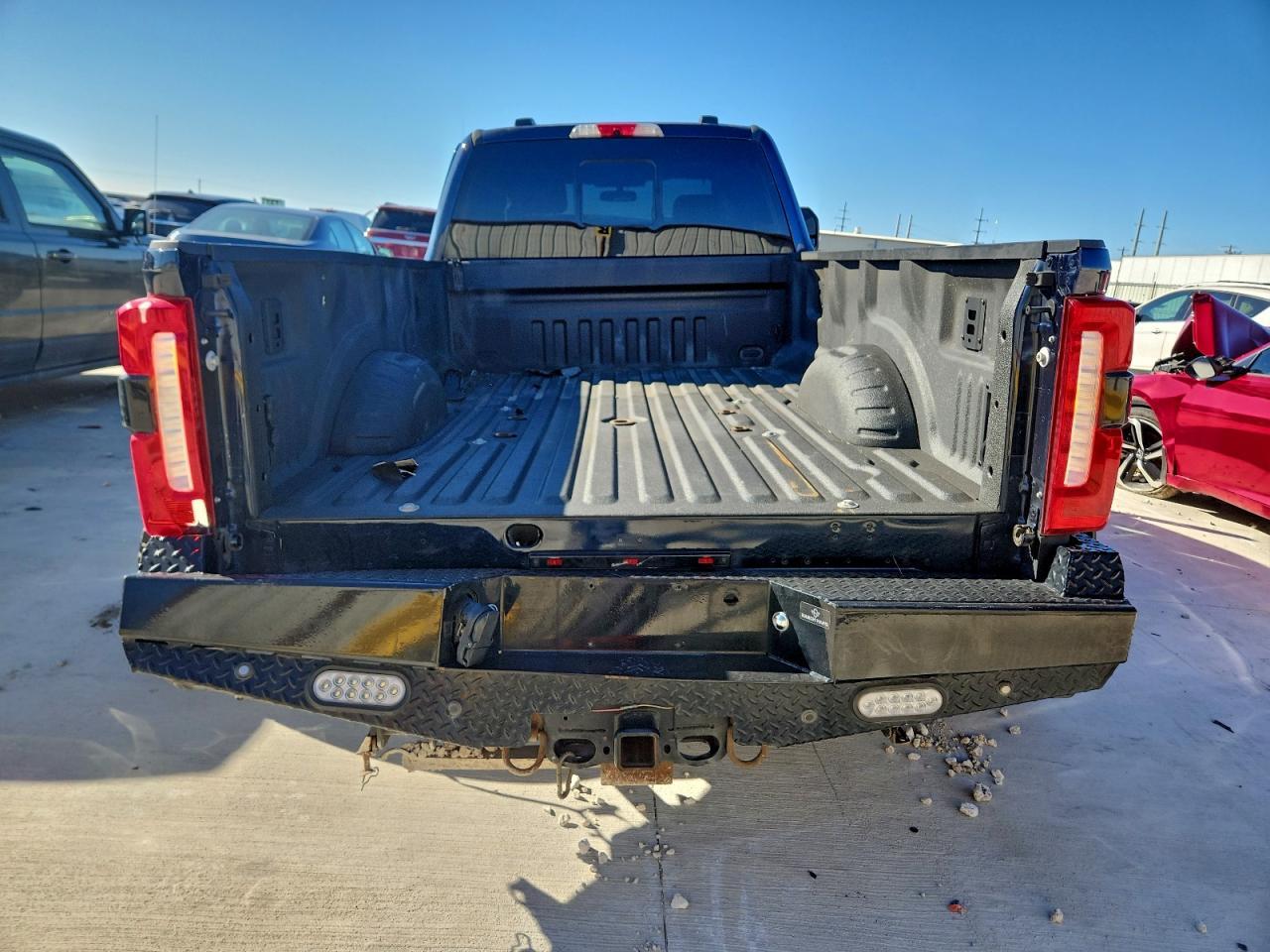 2024 Ford F350 Super Duty - Фото 6