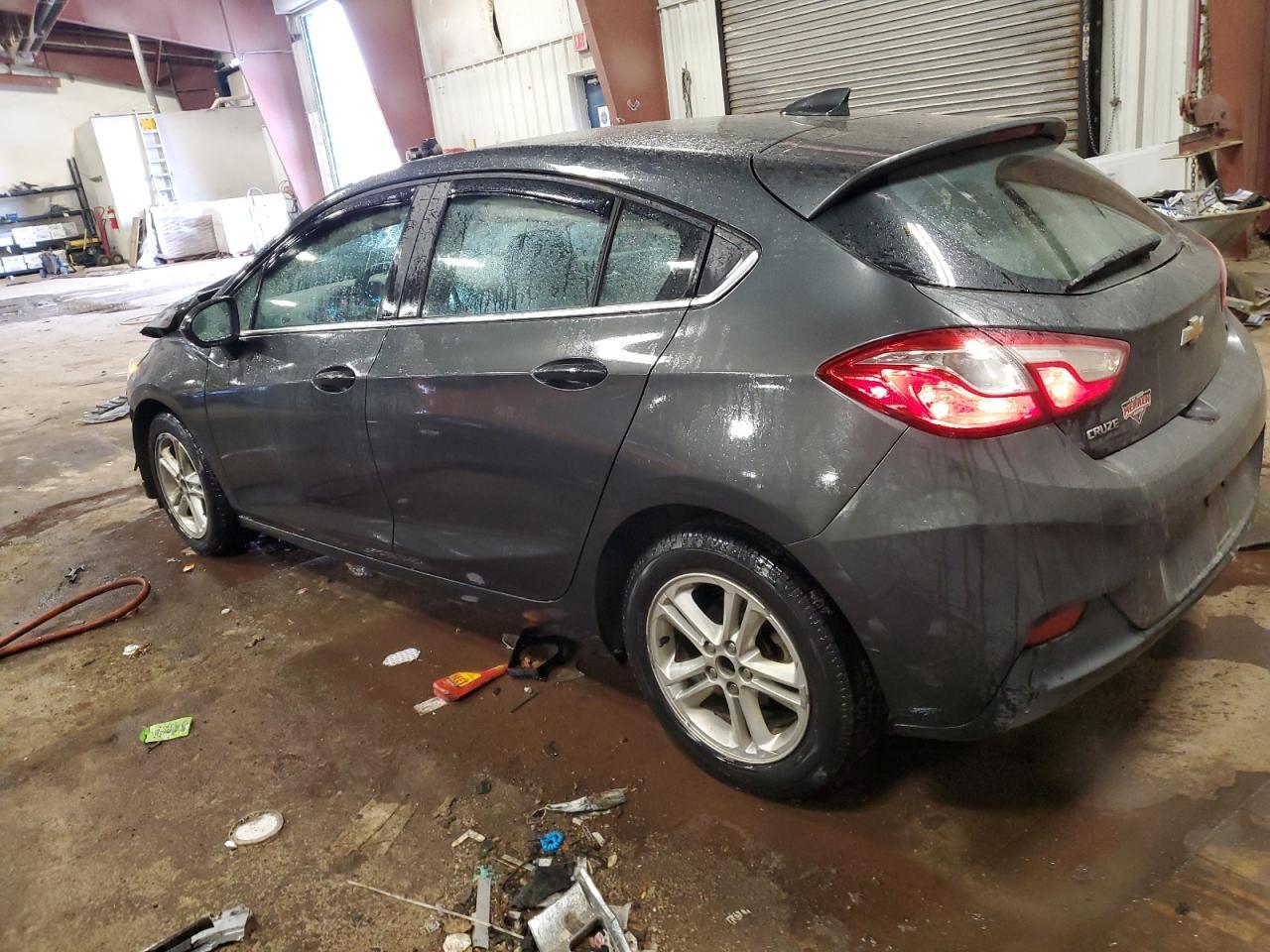 2017 Chevrolet Cruze Lt - Фото 2