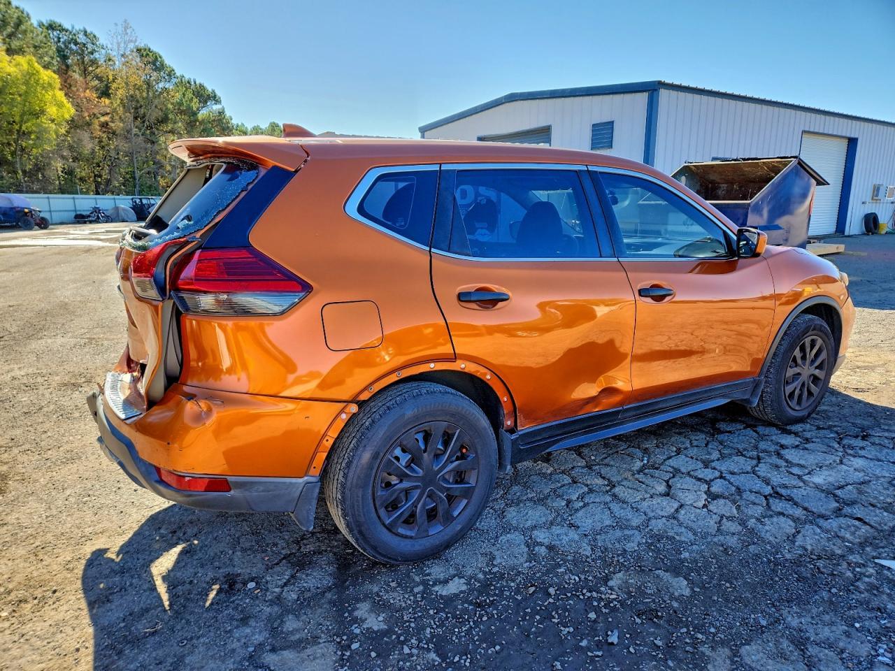 2017 Nissan Rogue S - Фото 3