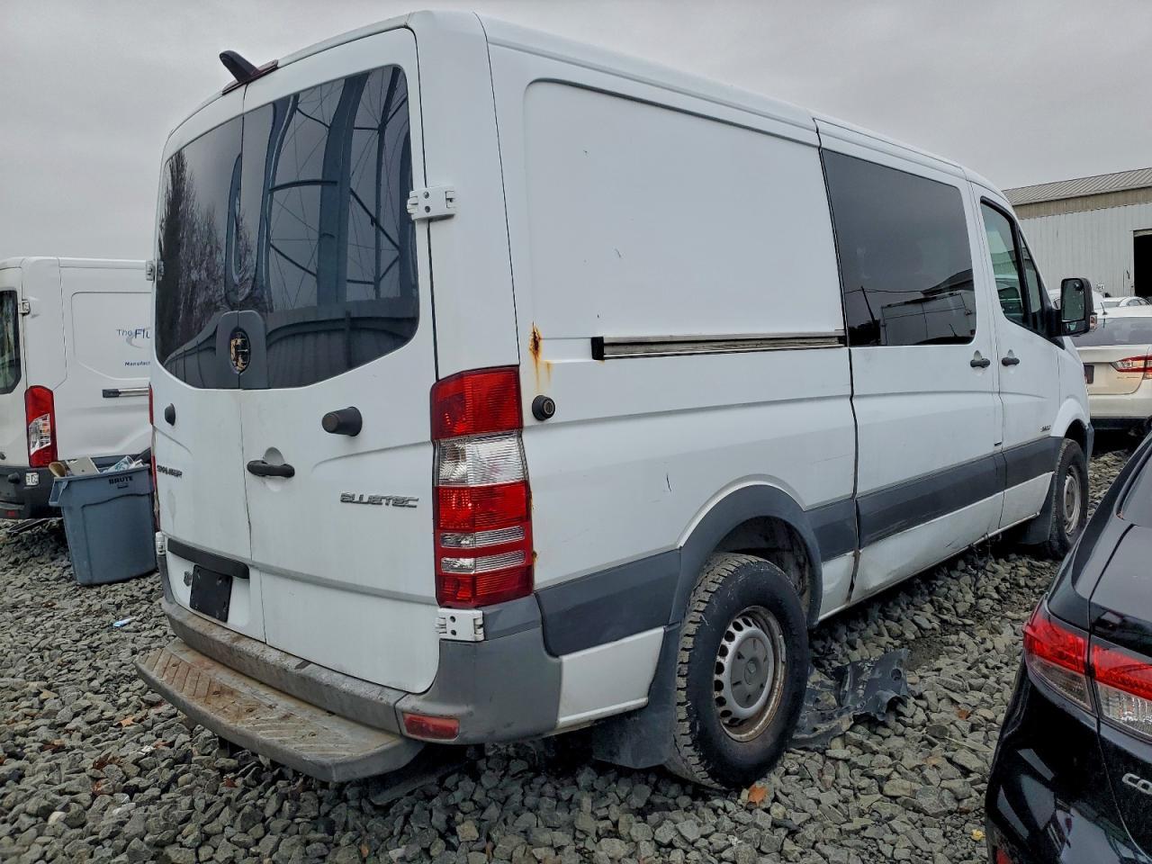 2016 Mercedes-Benz Sprinter 2500 - Фото 3