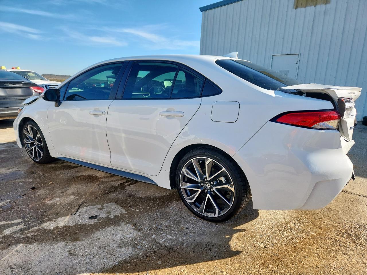 2020 Toyota Corolla Se - Фото 2
