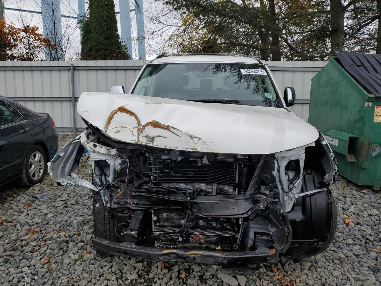 2024 Nissan Armada Platinum - Image 5