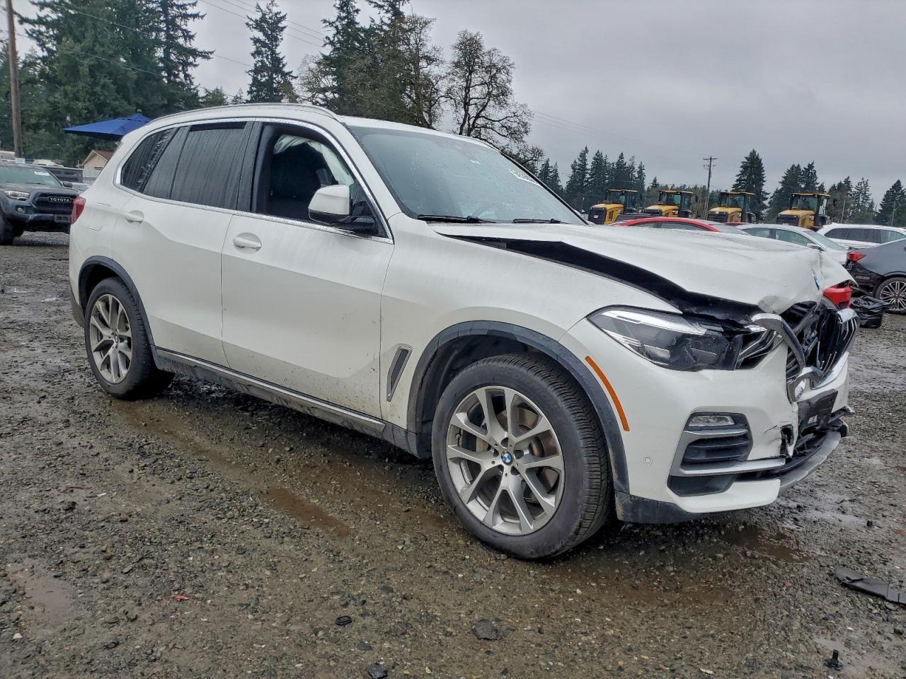2021 BMW X5 xDrive40I - Фото 4