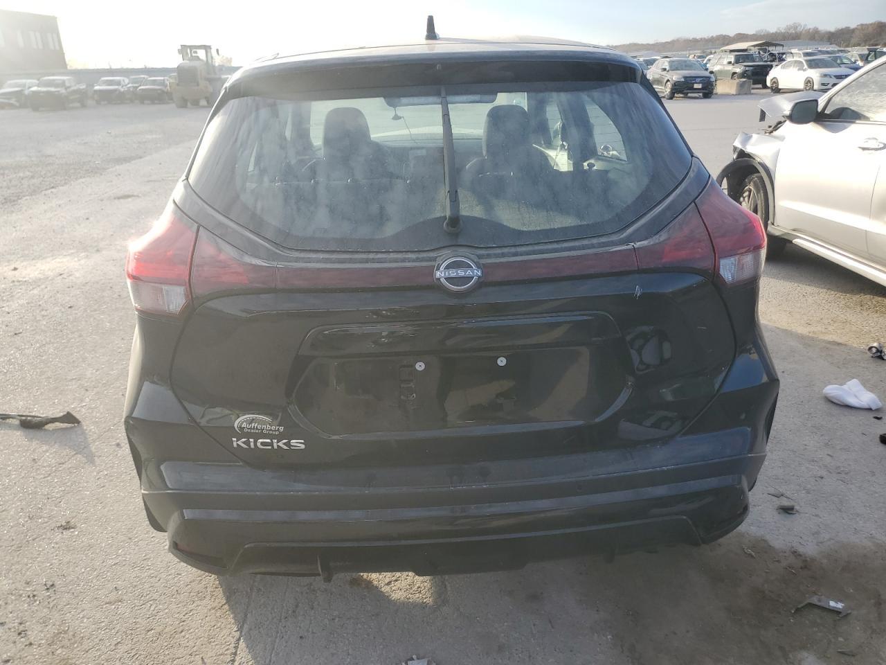 2025 Nissan Kicks Play S - Фото 6