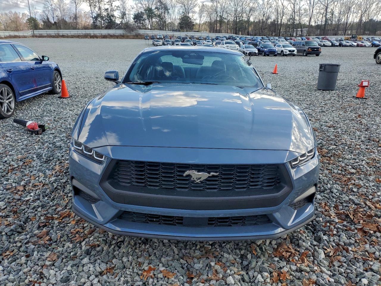 2024 Ford Mustang - Image 5