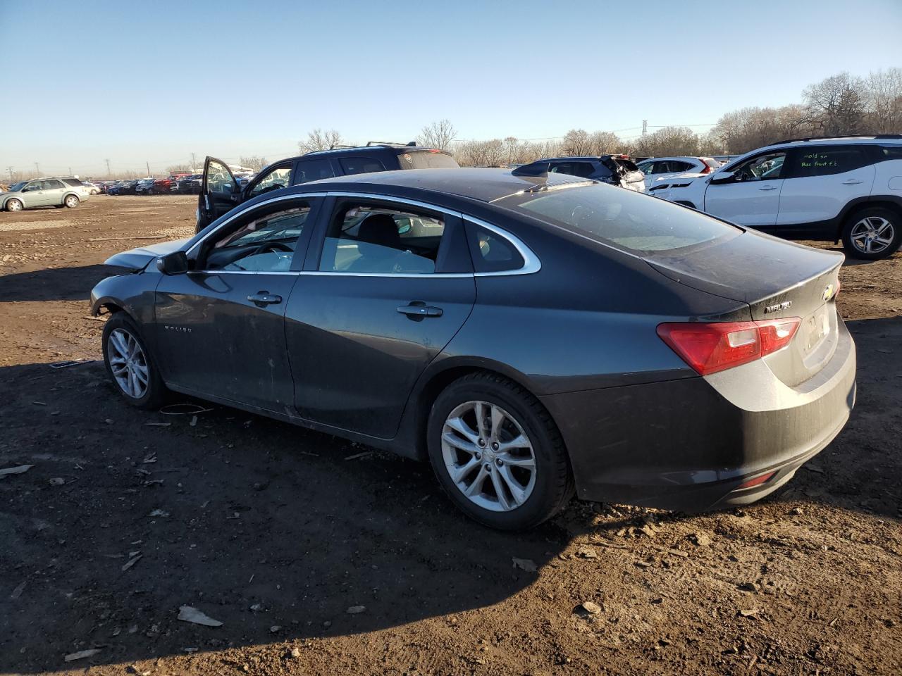 2017 Chevrolet Malibu Lt - Фото 2