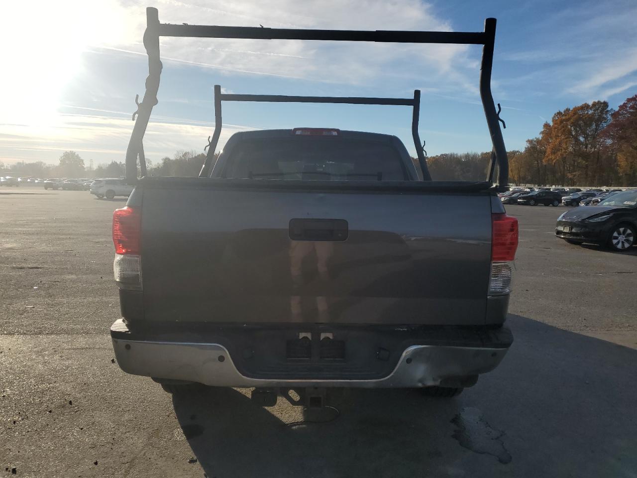 2012 Toyota Tundra Crewmax Limited - Image 6