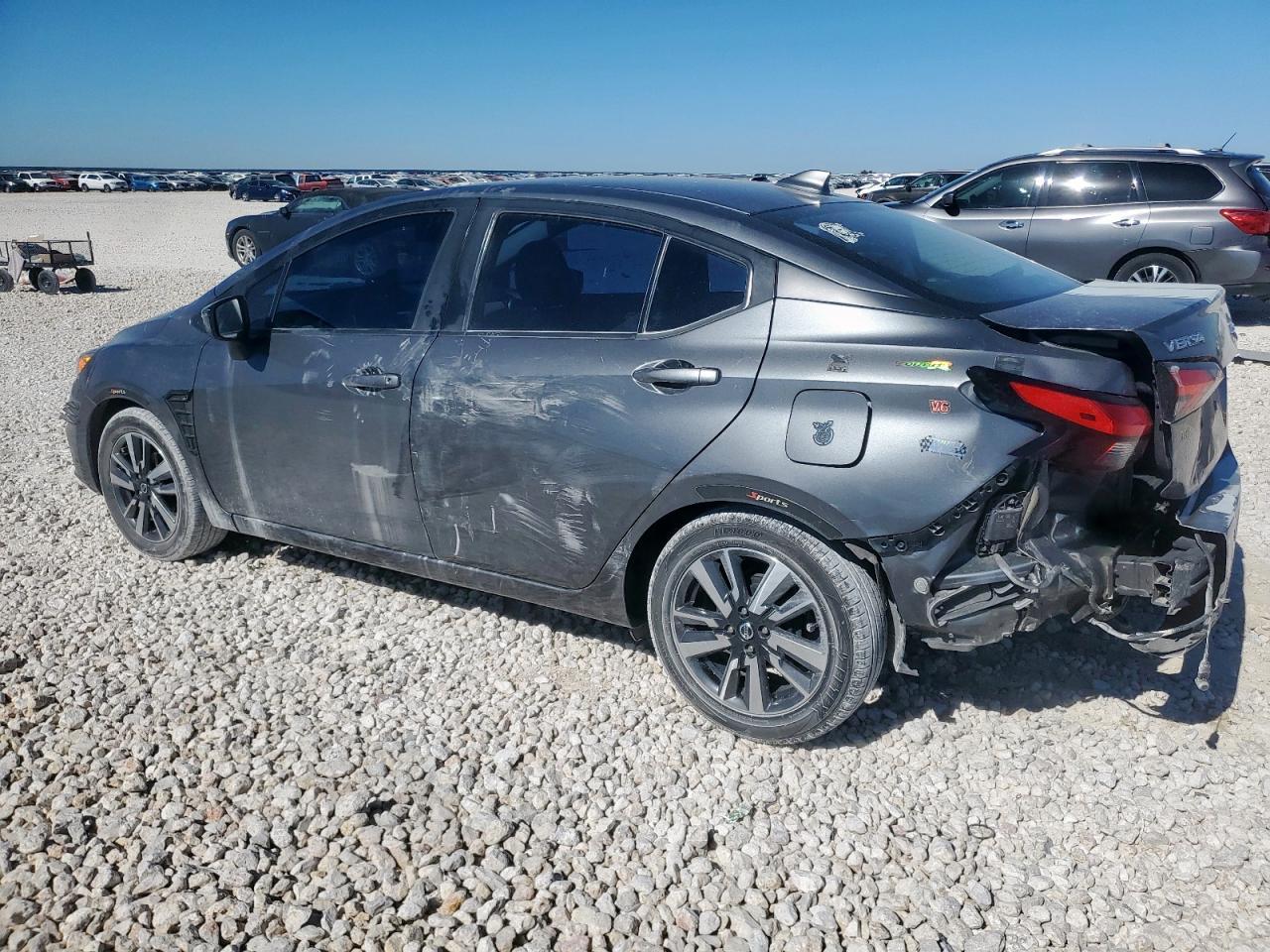 2021 Nissan Versa Sv - Image 2