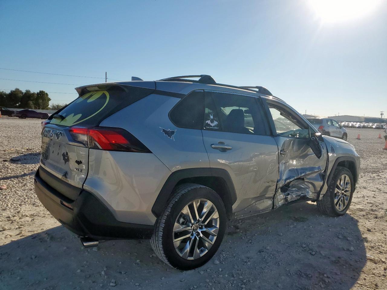 2021 Toyota Rav4 Xle Premium - Фото 3