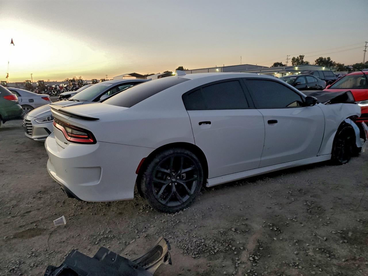 2021 Dodge Charger Gt - Фото 3