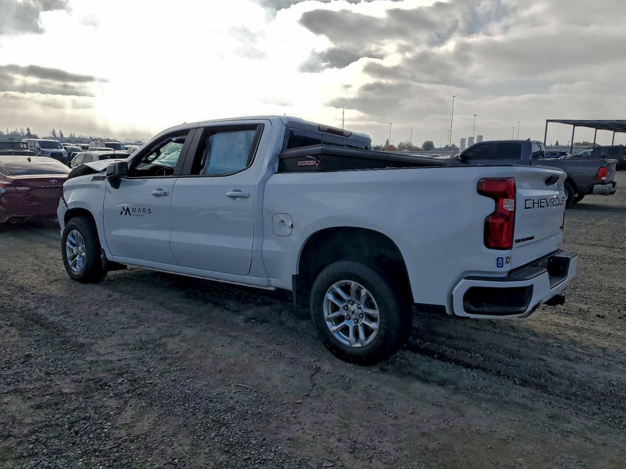 2024 Chevrolet Silverado K1500 Rst - Фото 2