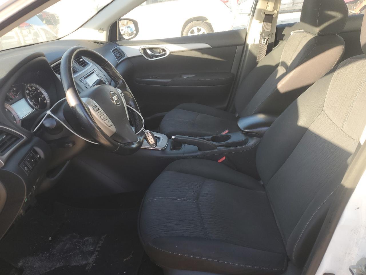 2015 Nissan Sentra S - Image 7