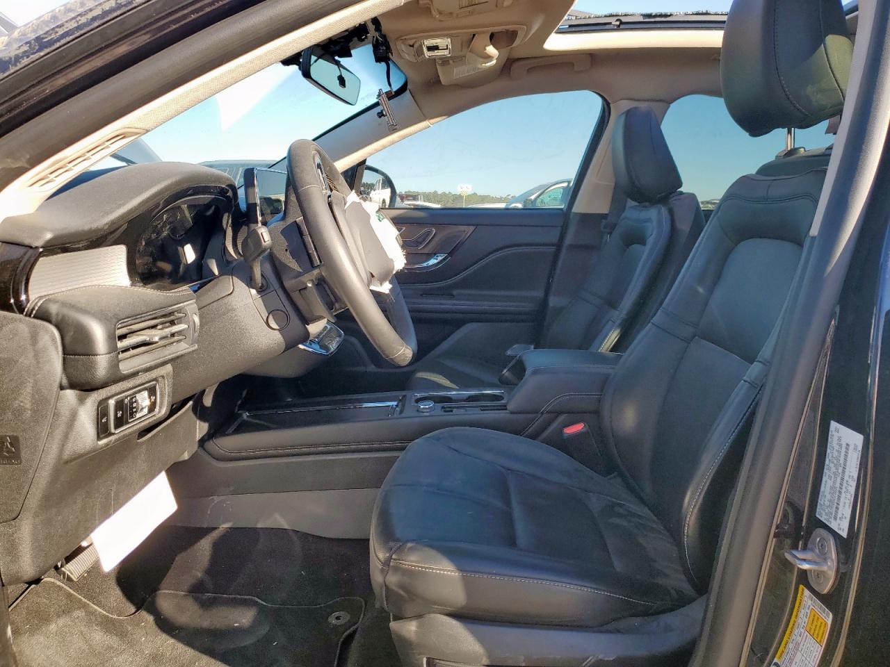 2024 Lincoln Corsair - Image 7