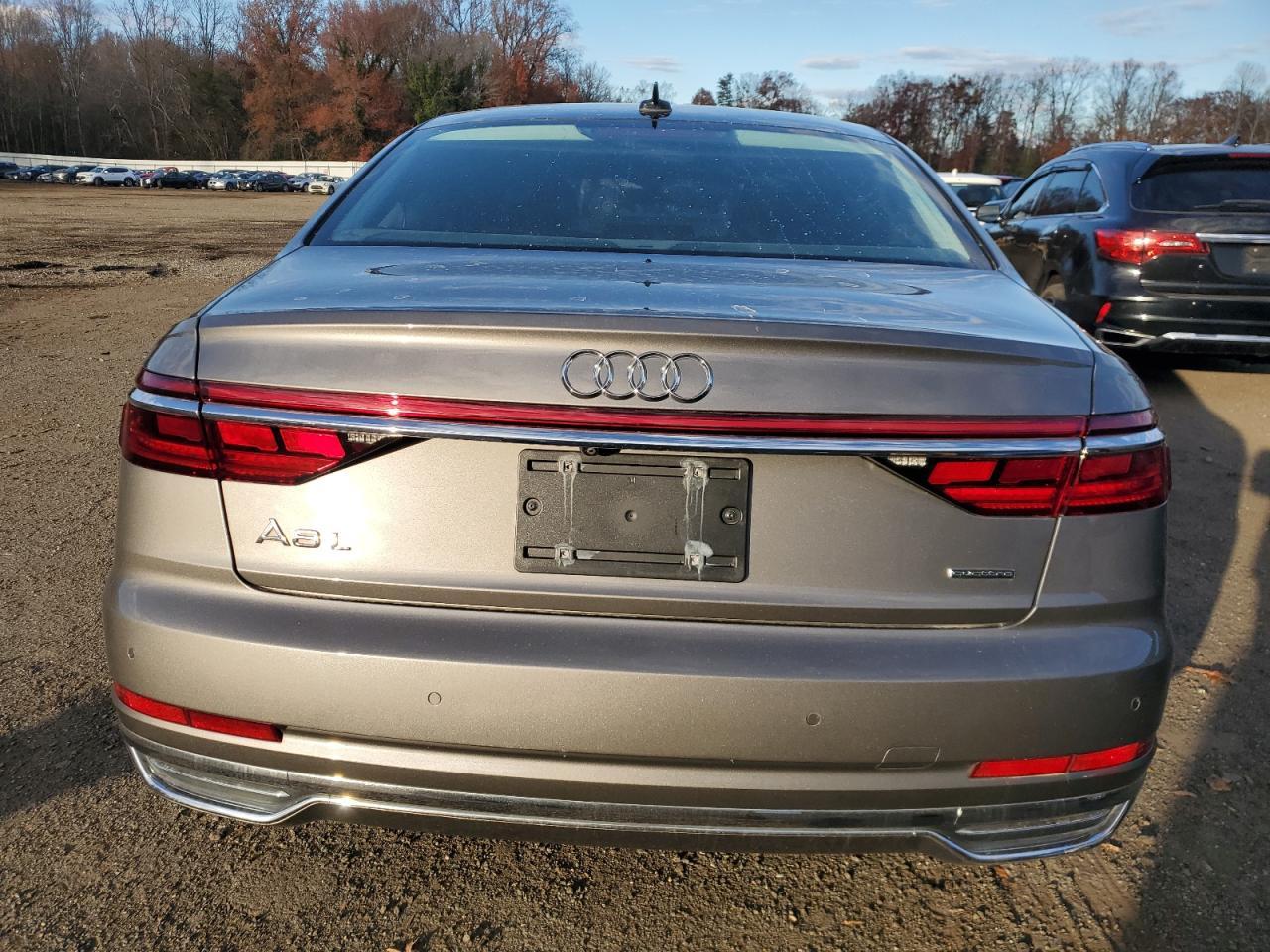2019 Audi A8 L - Фото 6