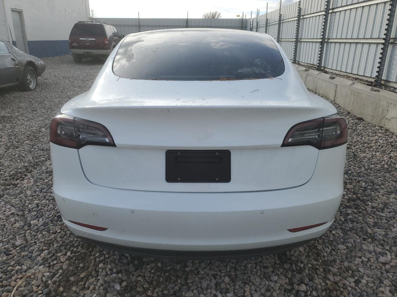 2021 Tesla Model 3 - Фото 6
