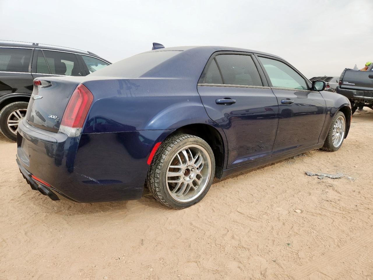 2015 Chrysler 300 S - Фото 3