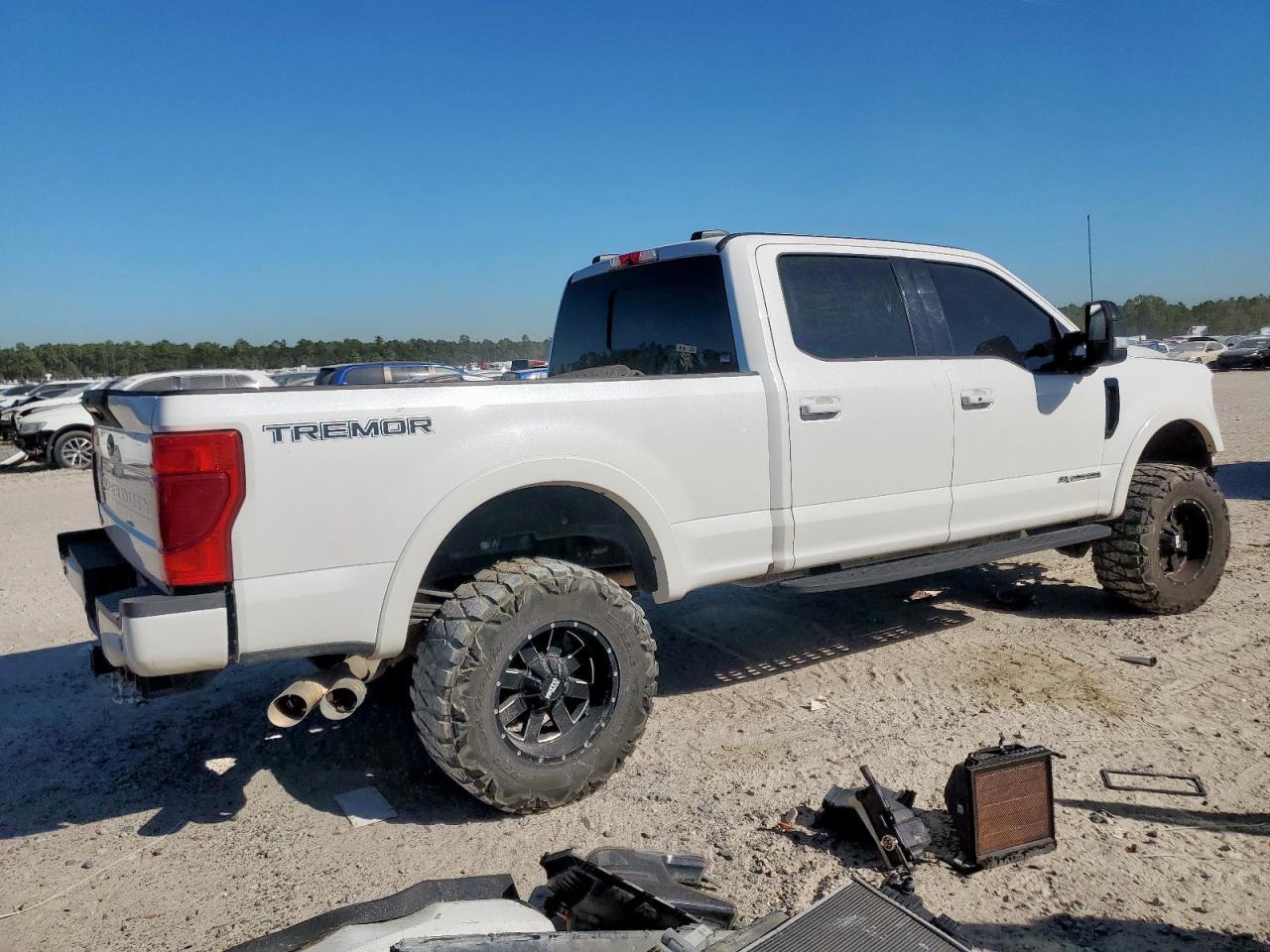 2021 Ford F250 Super Duty - Фото 3