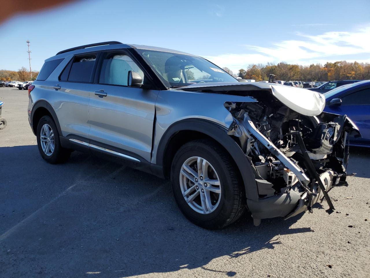 2023 Ford Explorer Xlt - Фото 4