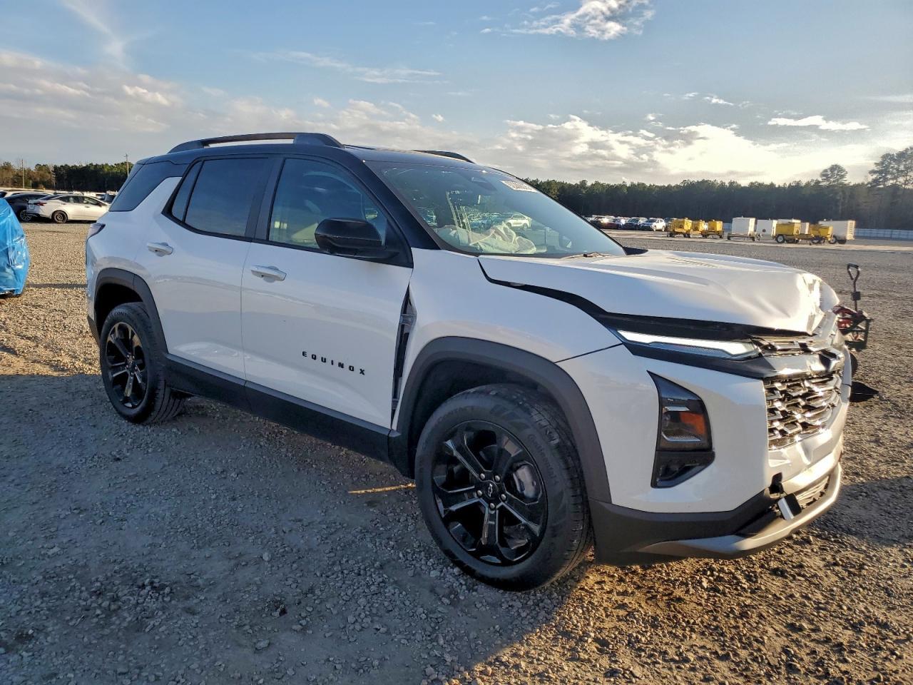 2025 Chevrolet Equinox Lt - Image 4