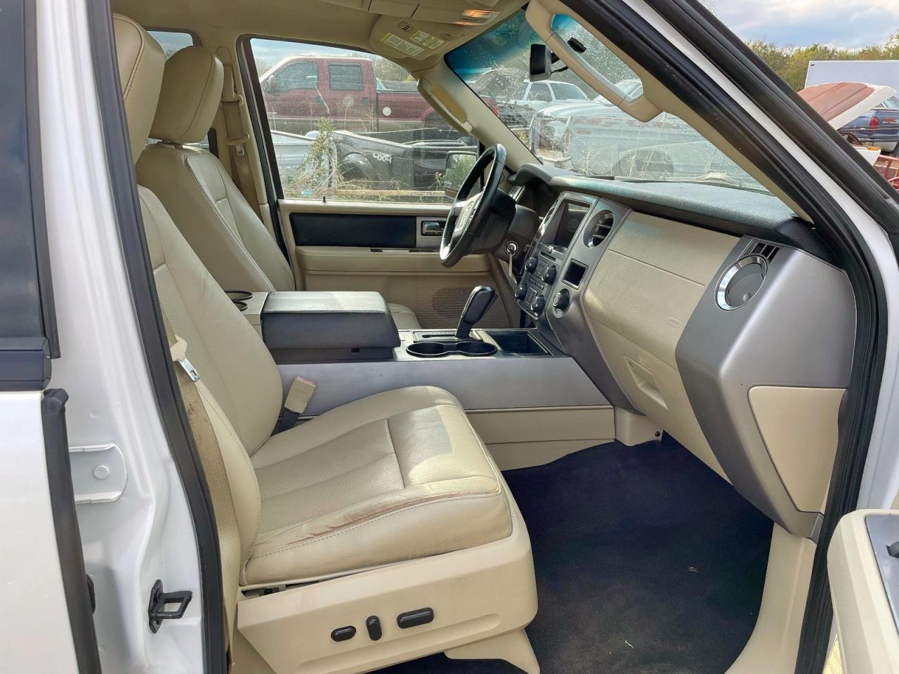 2017 Ford Expedition El Xlt - Image 5