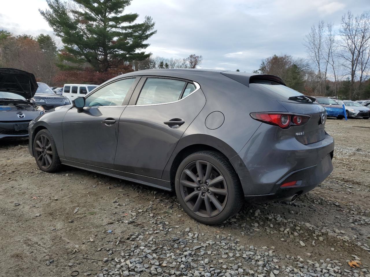 2022 Mazda 3 Preferred - Фото 2