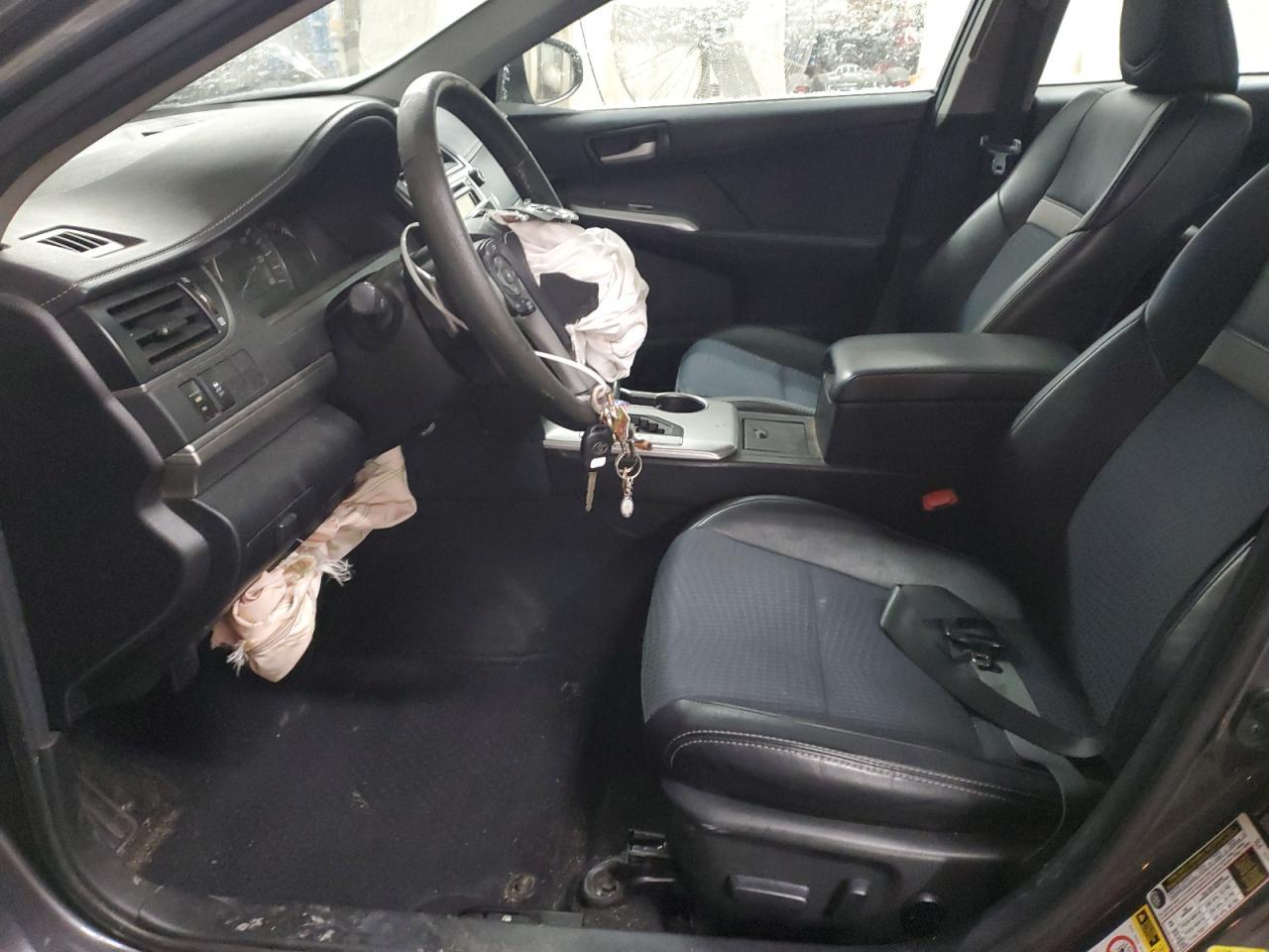 2014 Toyota Camry L - Image 7