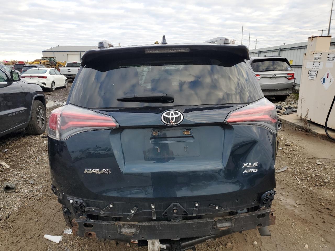 2017 Toyota Rav4 Xle - Фото 6