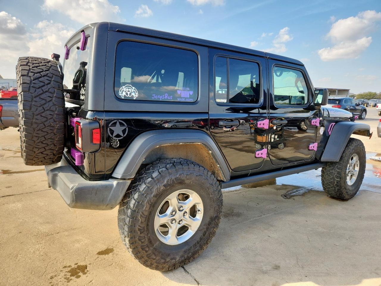 2021 Jeep Wrangler Unlimited Sport - Фото 3