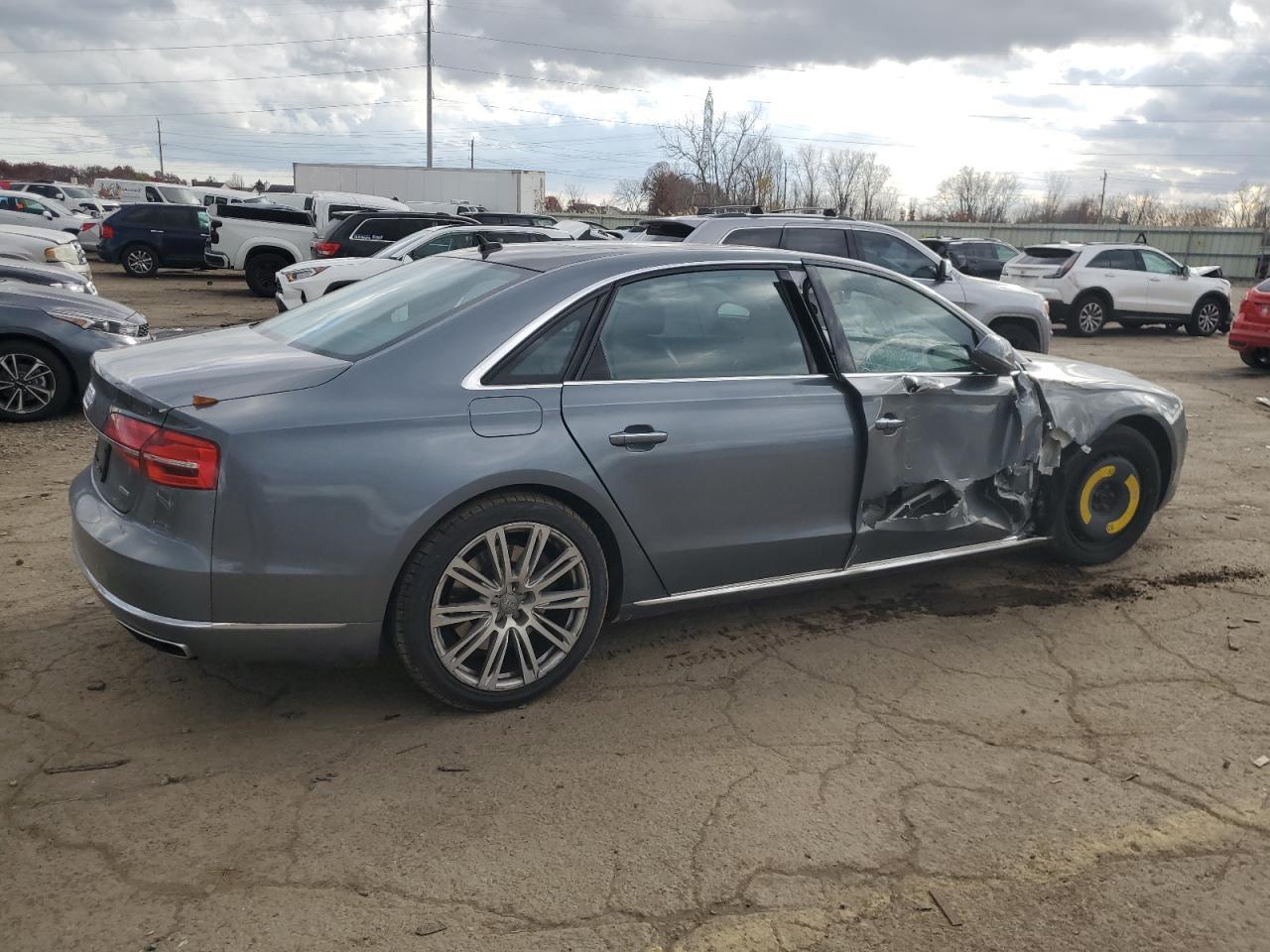 2016 Audi A8 L Quattro - Фото 3