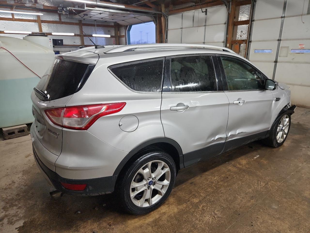 2015 Ford Escape Titanium - Фото 3