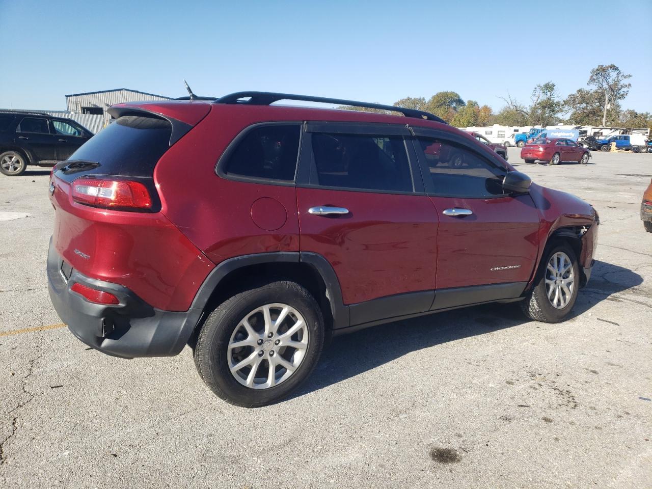 2016 Jeep Cherokee Sport - Фото 3
